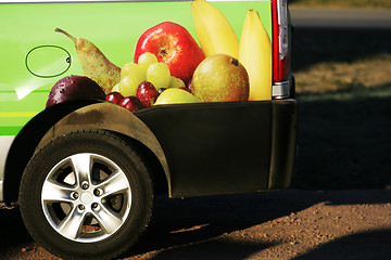 Image showing Fruity car