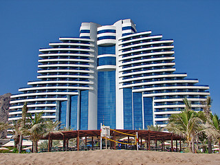 Image showing hotel Le Meridien Al Aqah Beach Resort