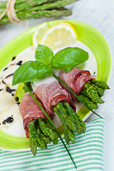 Image showing Asparagus with speck