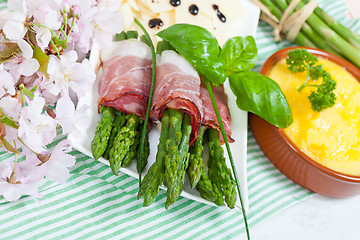 Image showing Asparagus with speck