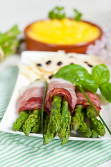 Image showing Asparagus with speck