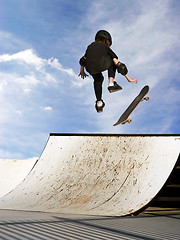 Image showing Girl skateboarding