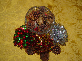 Image showing Bowl of Pine Cones