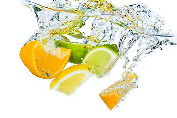 Image showing citrus fruit splashing