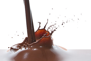 Image showing pouring chocolate