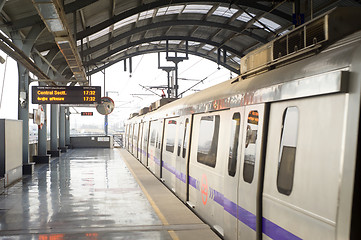 Image showing Metro