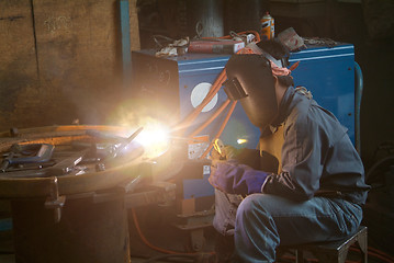 Image showing Welder at work