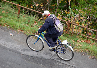 Image showing Man on bicycle