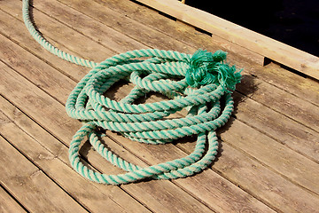 Image showing Rope for mooring a boat to a pier