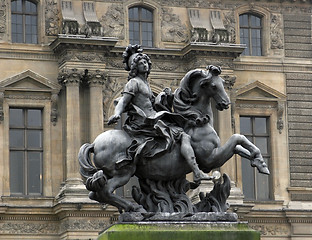 Image showing King Louis Statue