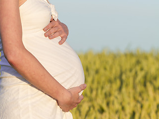 Image showing pregnant woman