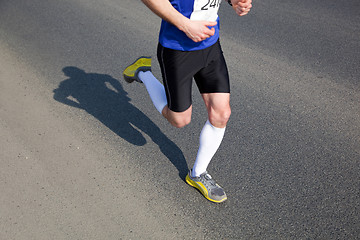 Image showing Marathon runner running