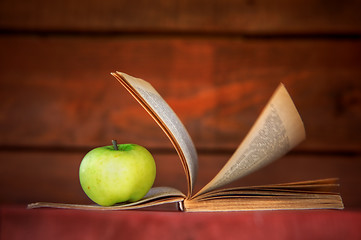 Image showing Apple and book