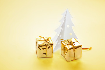 Image showing Christmas decoration - paper tree, presents