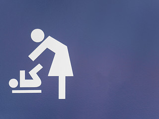 Image showing Diaper changing room sign