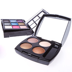 Image showing compact eyeshadows