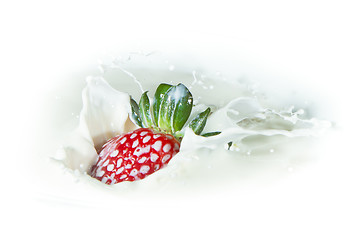 Image showing strawberry splashing into milk