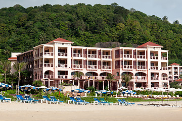 Image showing Hotel on the tropical coast