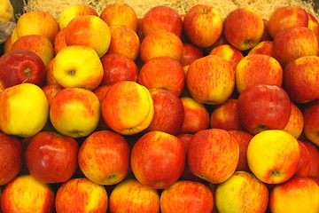 Image showing Apple display, étalage de pommes