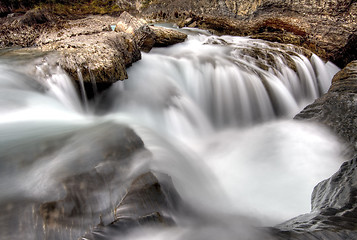 Image showing Nattural Bridge Yoho National Park