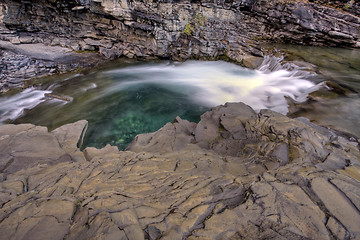 Image showing Nattural Bridge Yoho National Park