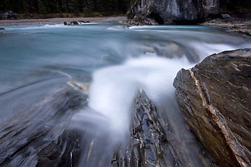 Image showing Nattural Bridge Yoho National Park