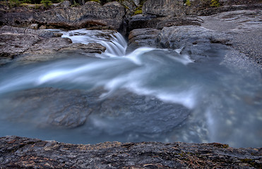 Image showing Nattural Bridge Yoho National Park