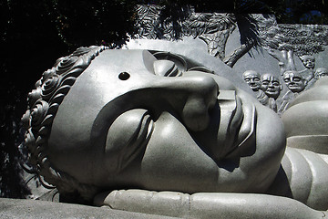 Image showing Giant buddha head