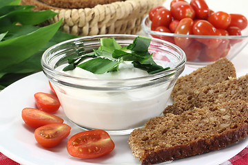 Image showing Wild garlic curd