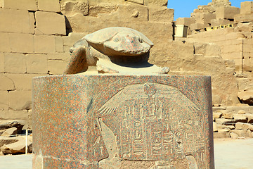 Image showing egypt scarabaeus monument in karnak temple