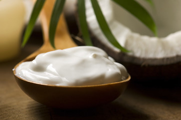 Image showing Coconut and coconut oil 