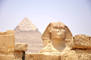 Image showing Sphinx in front of Pyramid Giza