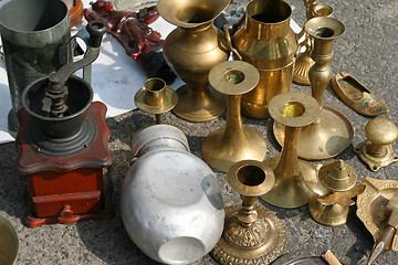 Image showing Old things market