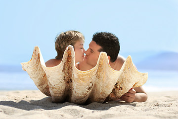 Image showing Couple on the beach