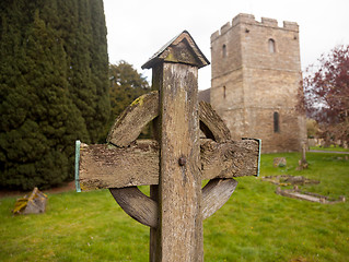 Image showing Old wooden cross in Stokesay graveyard