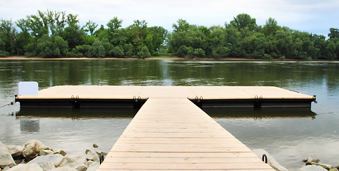 Image showing Old pier in the lake