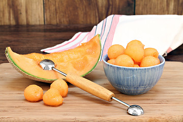 Image showing Cantaloupe melon balls in a bowl with selective focus on fruit i