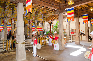 Image showing the inner space of the temple, Kandy, Sri Lanka, December 8, 201