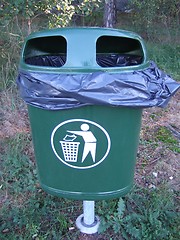 Image showing Trash bin