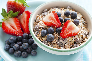 Image showing Bowl of muesli and berries