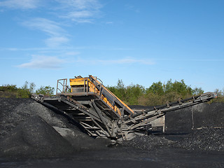 Image showing crusher plant in a slate mine.
