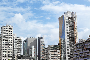 Image showing downtown city and old building 