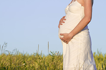 Image showing pregnant woman