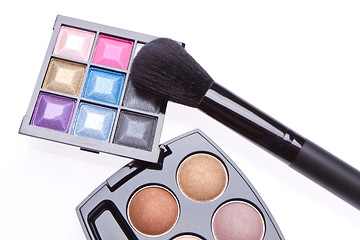 Image showing compact eyeshadows