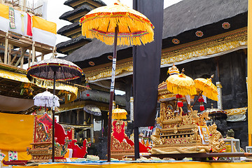 Image showing symbolic hindu umbrella