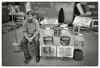 Image showing Leeches for sale