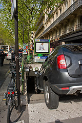 Image showing Mistake of driver in Paris
