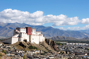 Image showing Ancient Tibetan castle