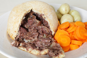 Image showing Steak and kidney pudding