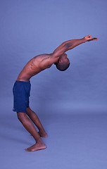 Image showing young man with black skin ist doing fittness